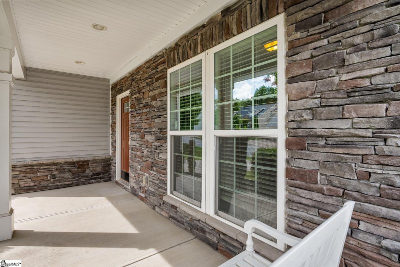 Property image 3 at 347 Kelsey Glen Lane, Simpsonville, SC 29681