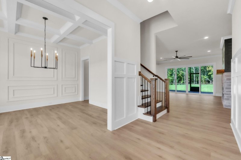 Property image 2 of 4052 Hollybank Drive in McAbee Farms, Spartanburg, SC 29303