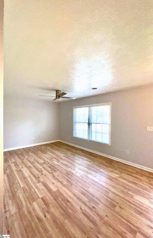 Property image 2 of 5 Cavendish Circle in Oakview, Taylors, SC 29687