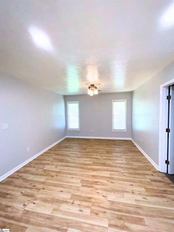 Property image 5 of 5 Cavendish Circle in Oakview, Taylors, SC 29687