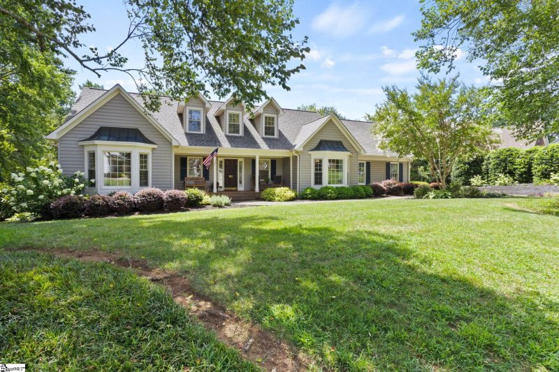 101 Deer Wood