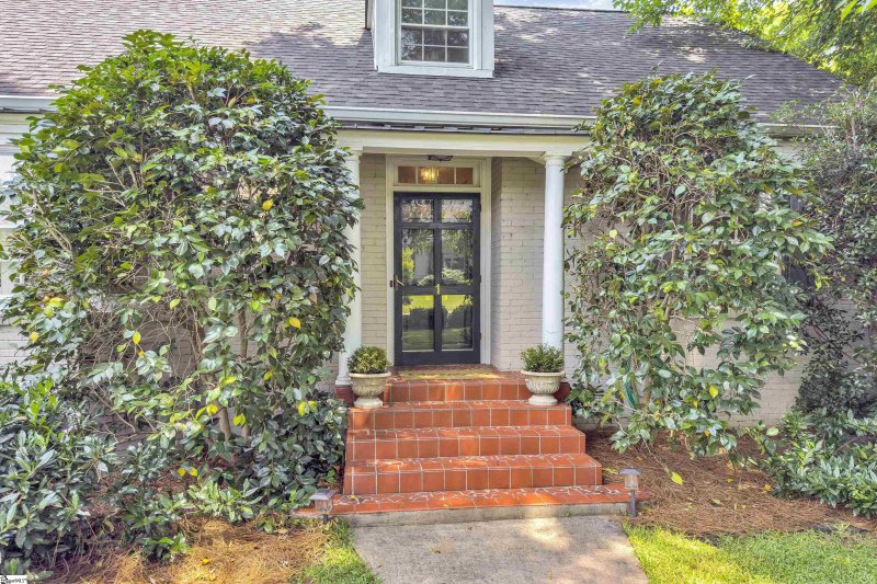 Property image 3 at 1 Longview Terrace, Greenville, SC 29605