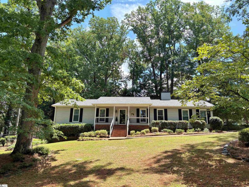 Property image 2 at 101 Doverdale Road, Greenville, SC 29615