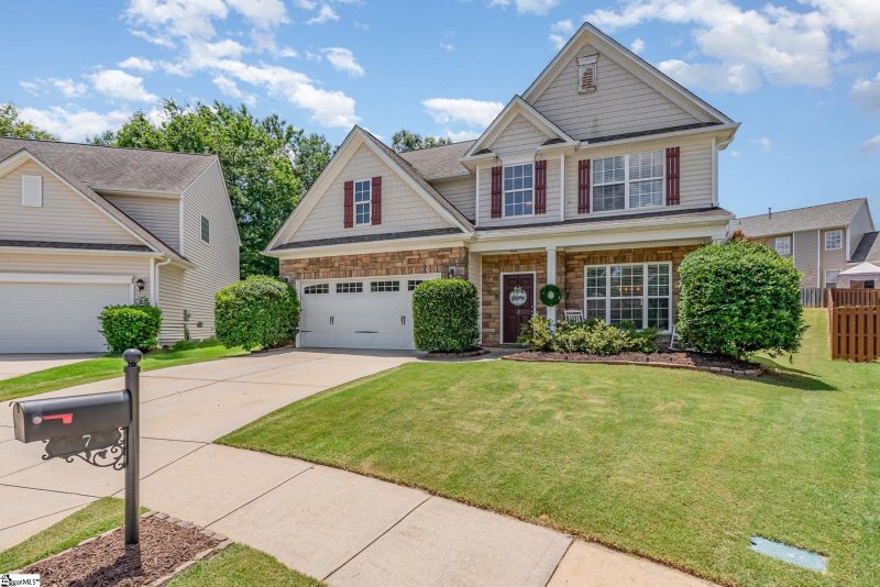 Property image 2 at 7 Mound Court, Greer, SC 29650