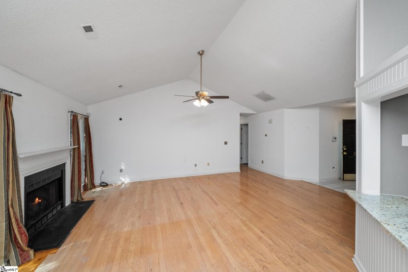 Property image 5 at 35 Chinaberry Lane, Simpsonville, SC 29680