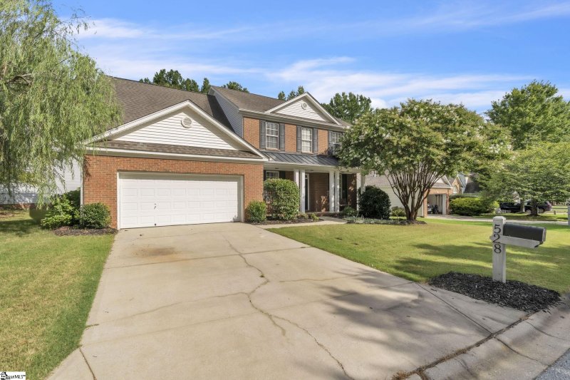 Property image 2 of 528 Kingsmoor Drive in Autumn Trace, Simpsonville, SC 29681