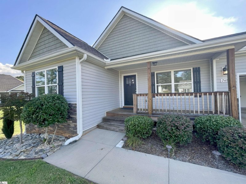 Property image 2 at 748 Baldwin Orchard Drive, Inman, SC 29349