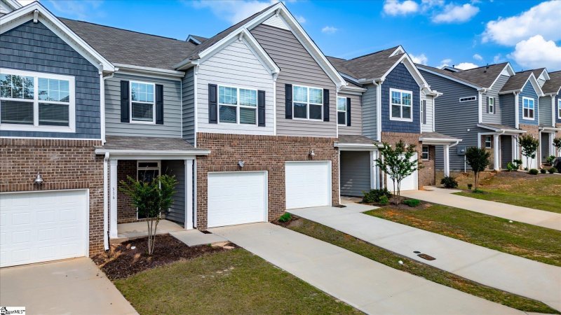 Property image 2 at 316 E Compass Way, Easley, SC 29640