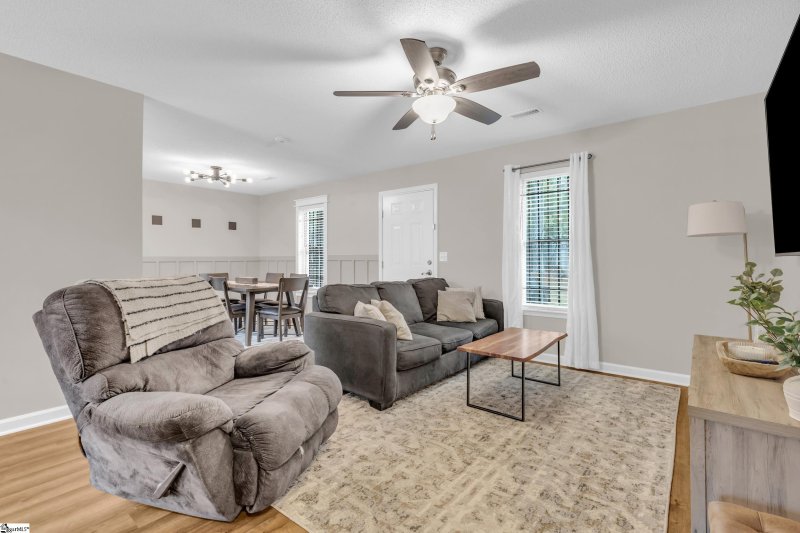 Property image 4 at 912 Pine Top Circle, Anderson, SC 29626-5177