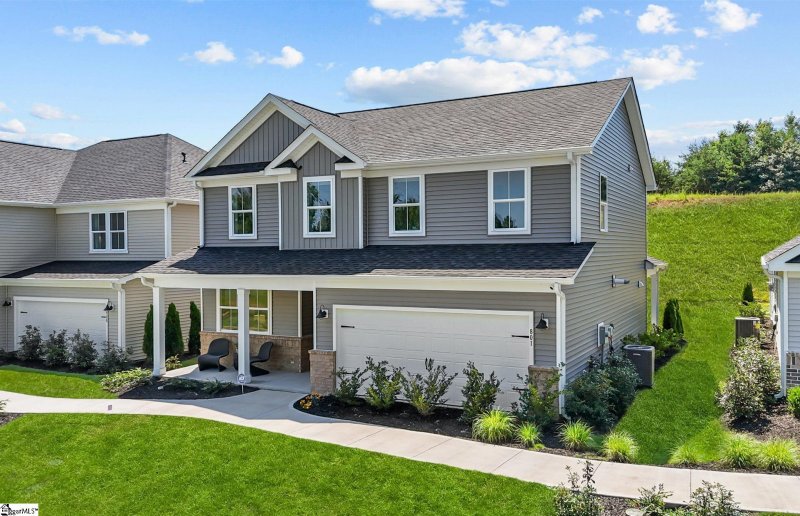 Property image 3 of 801 Sweetwater Springs Drive in Sweetwater Hills, Moore, SC 29369