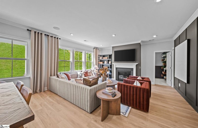 Property image 5 of 801 Sweetwater Springs Drive in Sweetwater Hills, Moore, SC 29369