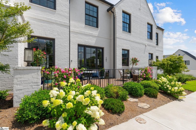 Property image 3 of 101 Odell Street in Hartness, Greenville, SC 29615