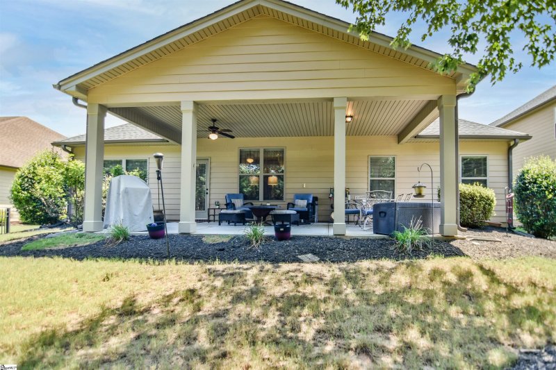 Property image 3 of 123 Kettle Oak Way in Greythorne, Simpsonville, SC 29680-7827