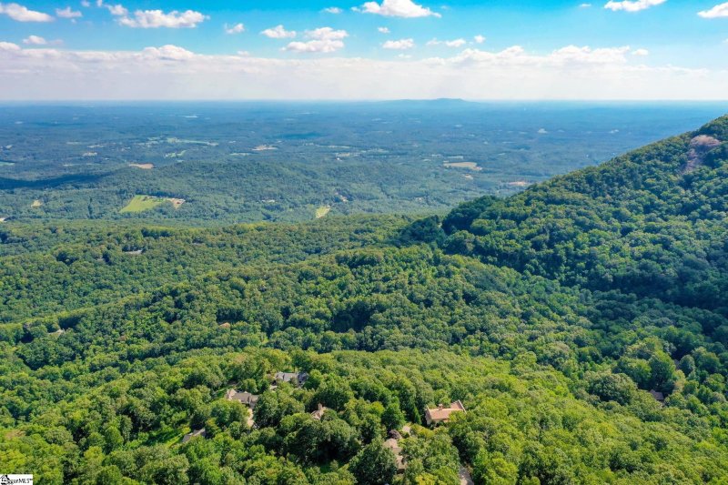 Property image 4 of 00 Moss Pink Way in The Cliffs at Glassy, Landrum, SC 29356