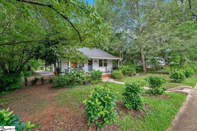 Property image 2 at 11 Brooks Avenue, Greenville, SC 29617