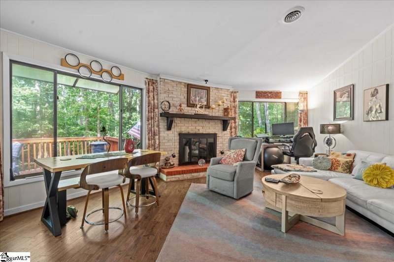 Property image 3 at 834 S Hogan Drive, Westminster, SC 29693