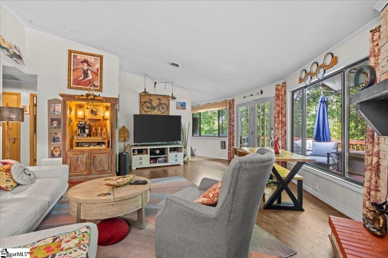 Property image 4 at 834 S Hogan Drive, Westminster, SC 29693