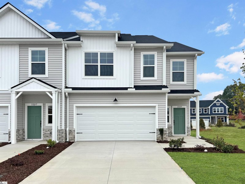 1509 Yellowwood Court