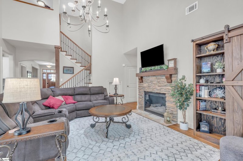 Property image 3 at 141 Notting Hill Lane, Greer, SC 29651