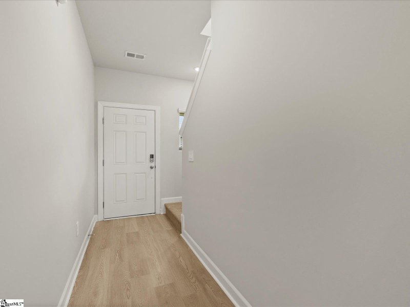 Property image 2 at 102 Gardner Avenue, Gray Court, SC 29645