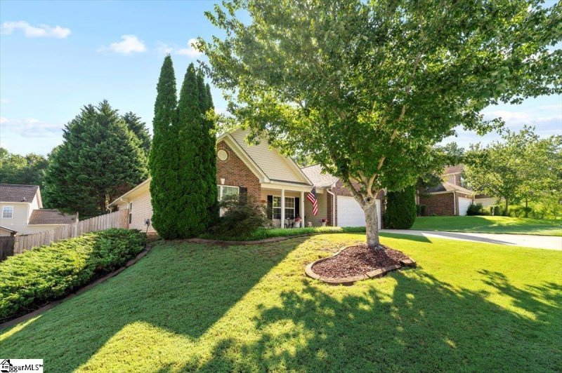 Property image 2 at 432 Spirit Mountain Lane, Easley, SC 29642