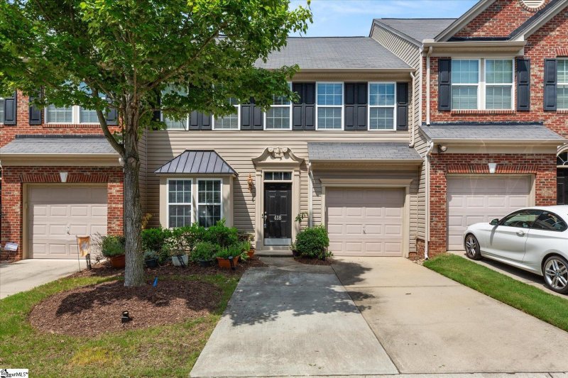 Property image 2 of 418 Cedar Pines Drive in The Townes at Pine Grove, Greenville, SC 29615-6241