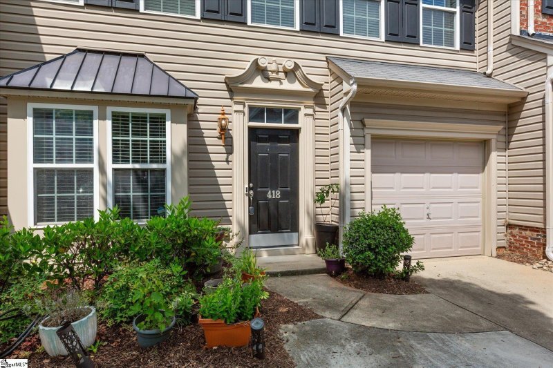 Property image 3 of 418 Cedar Pines Drive in The Townes at Pine Grove, Greenville, SC 29615-6241