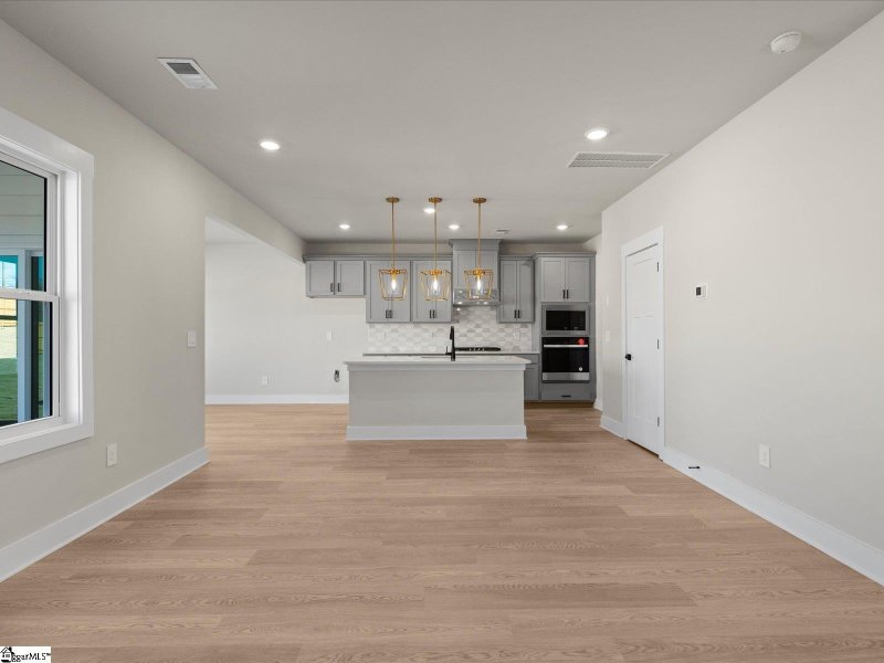 Property image 5 at 318 Fair Cross Circle, Piedmont, SC 29673