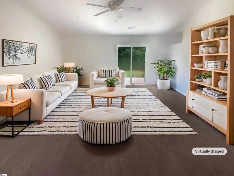 Property image 2 at 637 Duncan Station Drive, Duncan, SC 29334