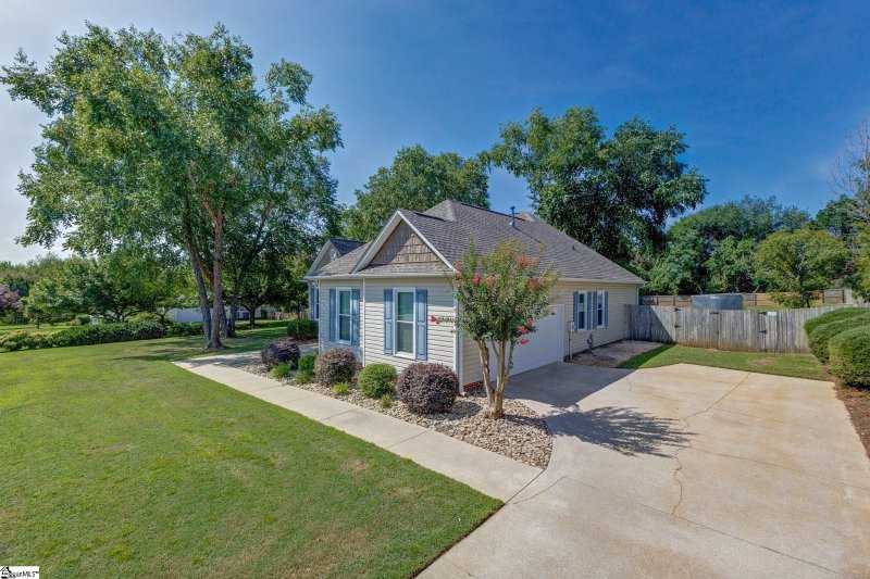 Property image 3 at 164 Abners Run Drive, Greer, SC 29651