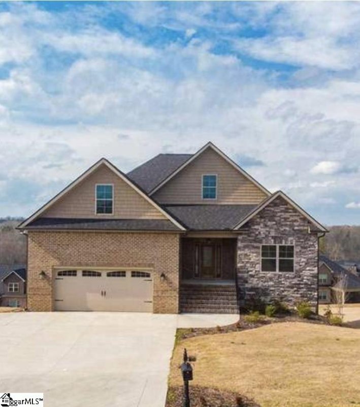 Tuscany, Anderson Community