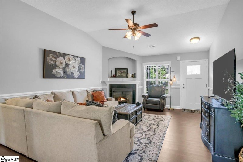 Property image 5 at 813 N Mossy Rock Road, Spartanburg, SC 29303