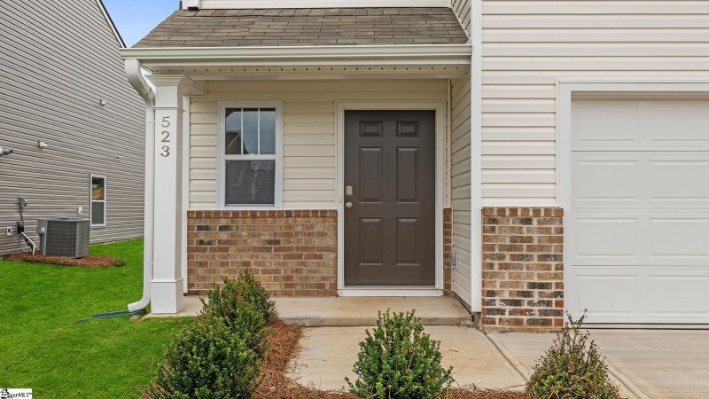 Property image 2 of 523 Cordgrass Road in Durbin Meadows, Fountain Inn, SC 29644