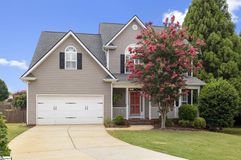 Brushy Meadows, Greer Community