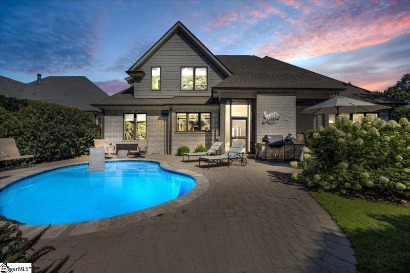 Property image 2 at 106 Chestnut Pond Lane, Simpsonville, SC 29681