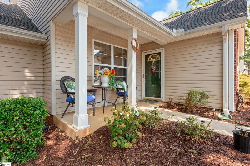 Property image 3 of 6 Enoree View Drive in Riverside Townes, Greer, SC 29650