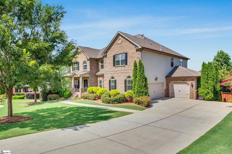 Property image 2 at 220 Dante Lane, Simpsonville, SC 29681-6629