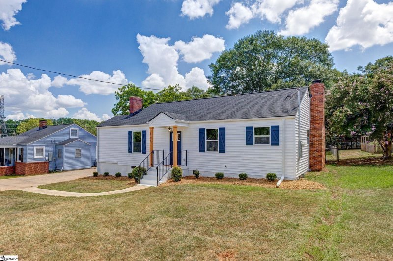 1025 N Franklin Road