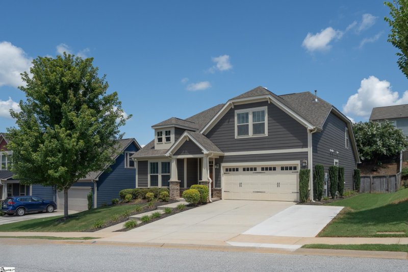 Property image 2 at 6 Novelty Drive, Greer, SC 29651