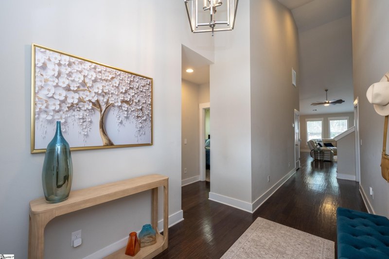 Property image 4 at 6 Novelty Drive, Greer, SC 29651