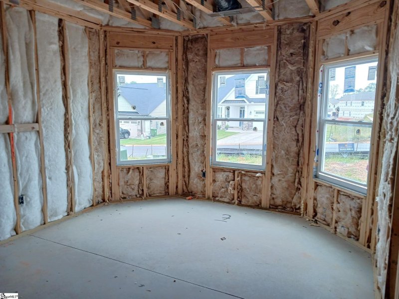 Property image 3 of 271 Pretoria Drive in Rutledge Estates, Woodruff, SC 29388