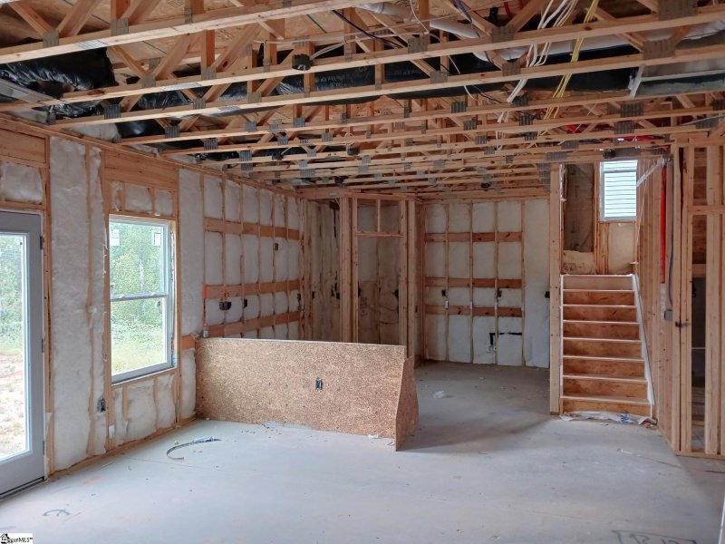 Property image 5 of 271 Pretoria Drive in Rutledge Estates, Woodruff, SC 29388