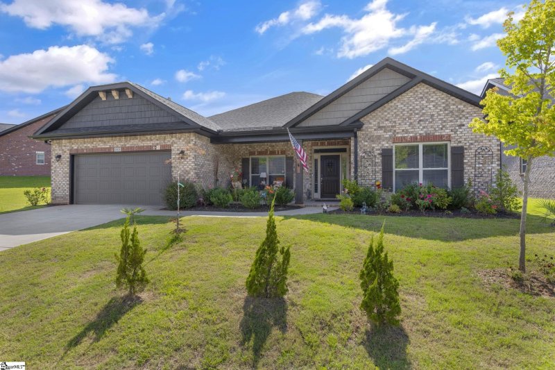 Property image 2 at 315 Rolling Waters Drive, Greenville, SC 29605