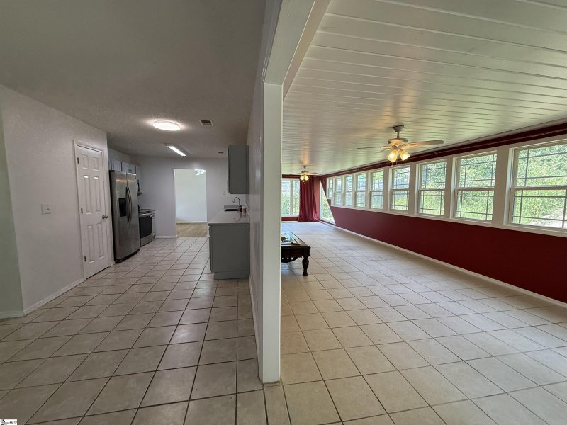 Property image 4 of 112 Habersham Court in Habersham, Easley, SC 29642