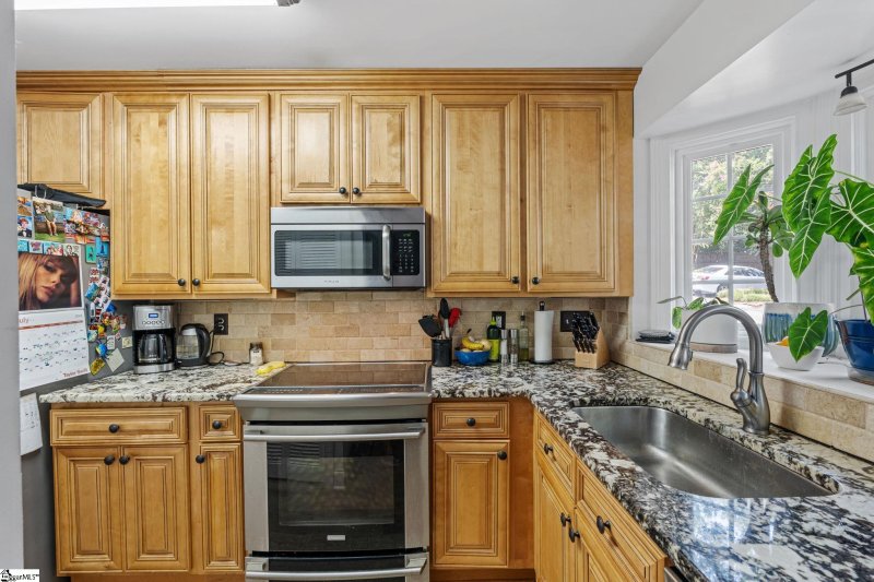 Property image 2 at 900 N Main Street, Greenville, SC 29609