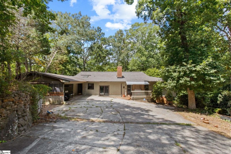 Property image 5 at 467 Henderson Road, Greenville, SC 29607