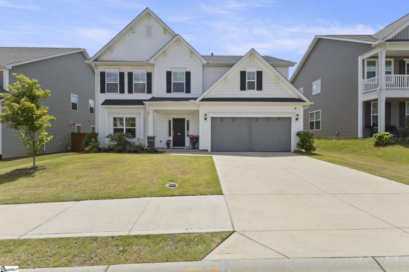 Braeburn Orchard, Greer Community