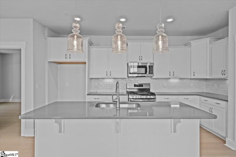 Property image 4 of 968 Diane Lane in Pleasant Falls, Moore, SC 29369