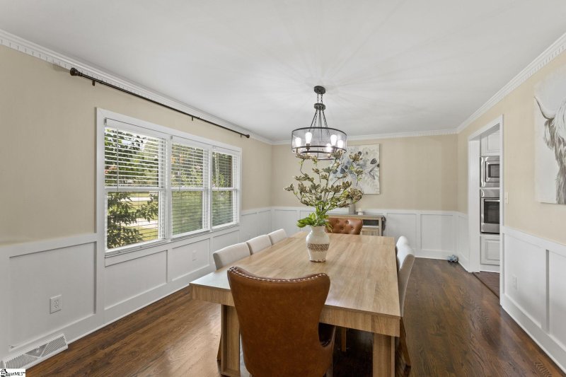 Property image 5 of 724 Hudson Road in Merrifield Park, Greenville, SC 29615