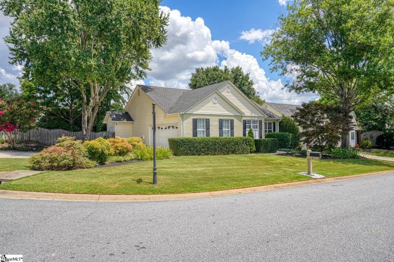 Property image 2 at 1 Candor Place, Simpsonville, SC 29681